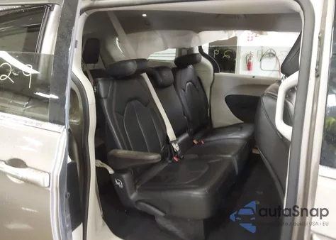 2018 Chrysler Pacifica Touring L from USA, damaged, VIN 2C4RC1BG0JR321011